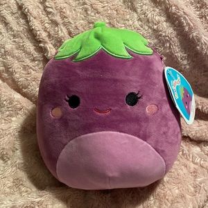 Squishmellow Glenna with Tag